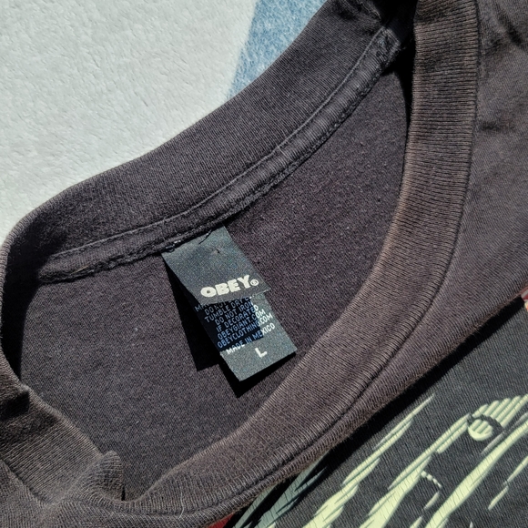 Vintage Y2k Obey Worldwide T Shirt Large - Picture 3 of 4